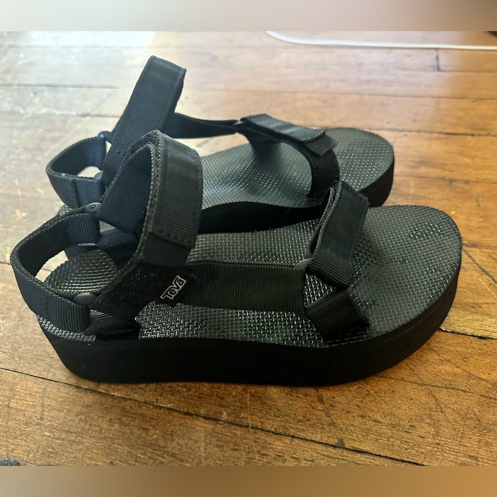 Platform Tevas